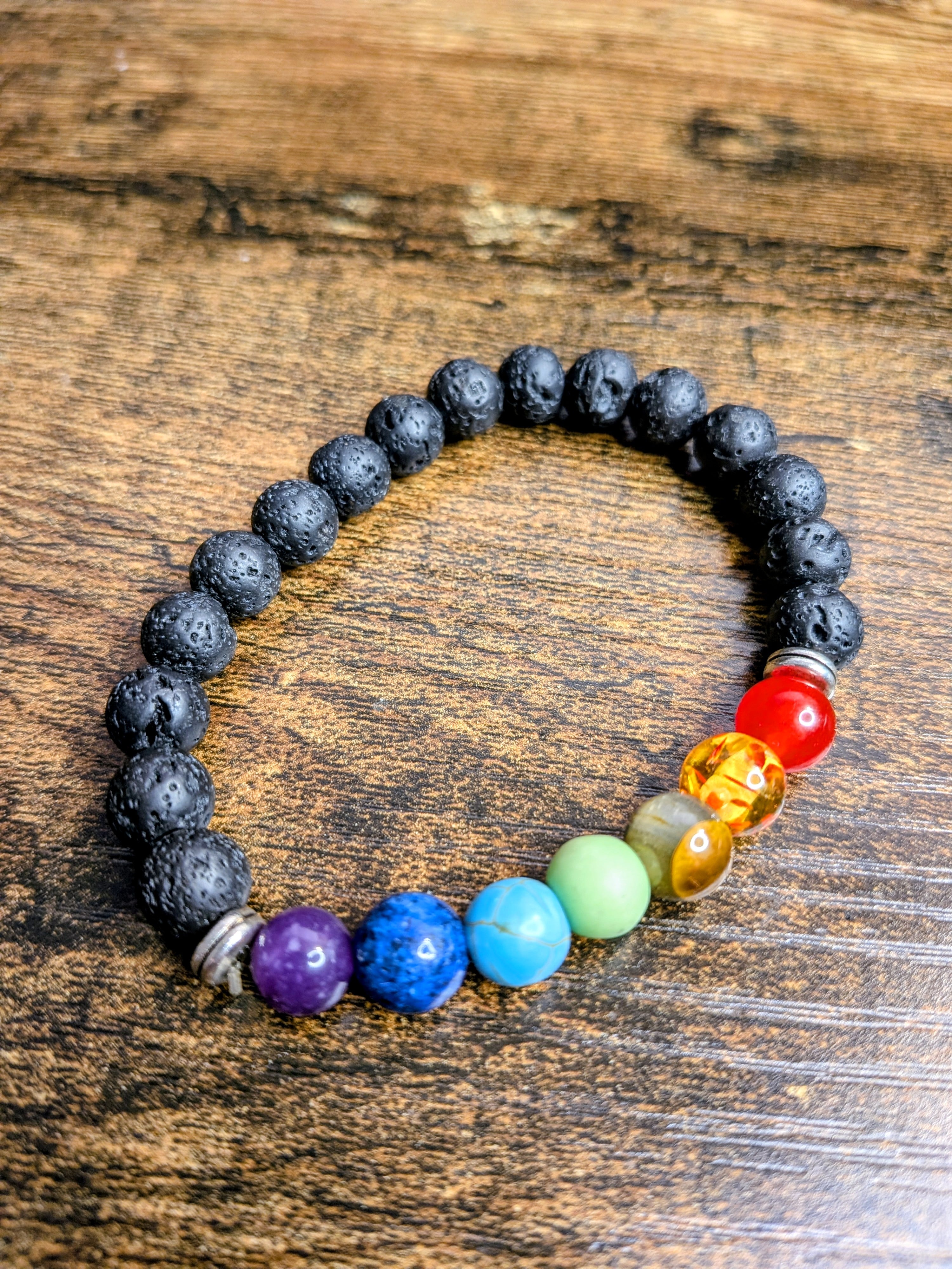 Pre-Owned 7 Chakra Lava Rock Essential Oil Diffuser Stretch Bracelet