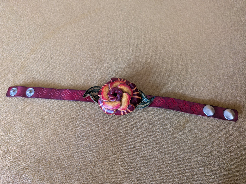 Pre-Owned Hand-Painted Leather Rose Bracelet