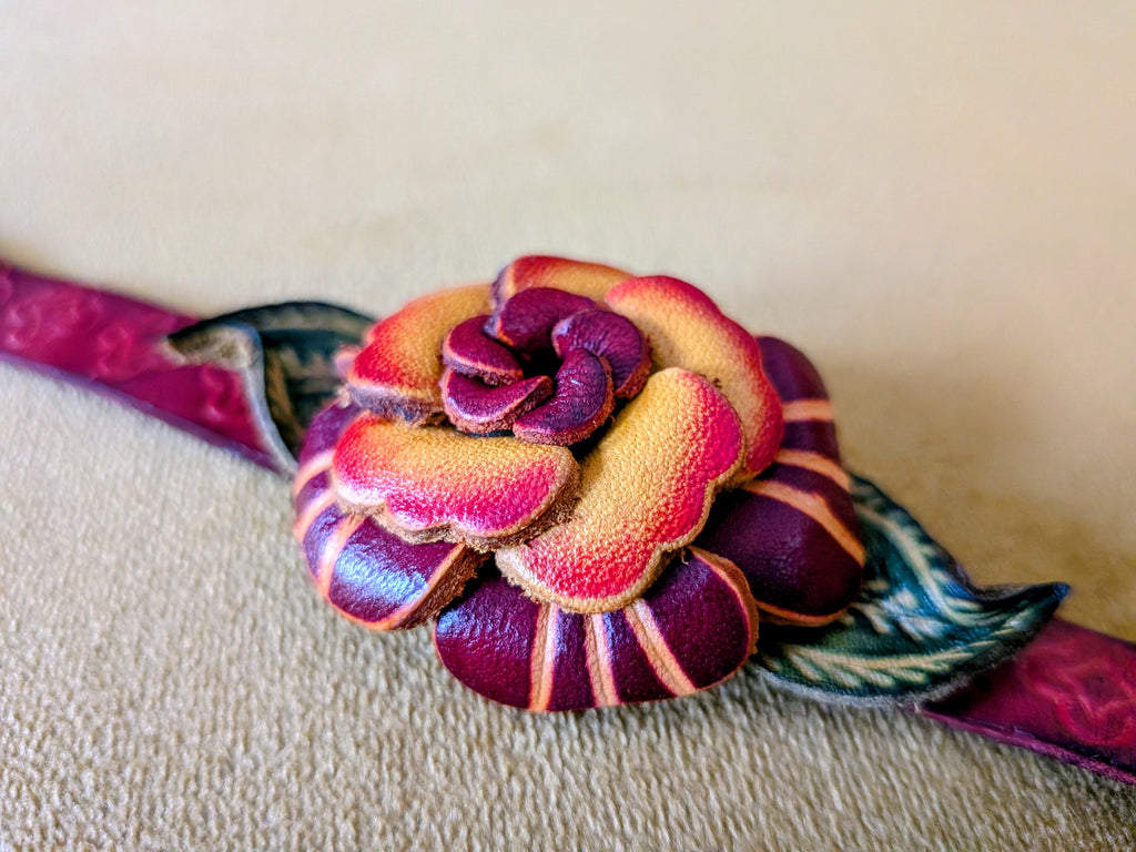 Pre-Owned Hand-Painted Leather Rose Bracelet