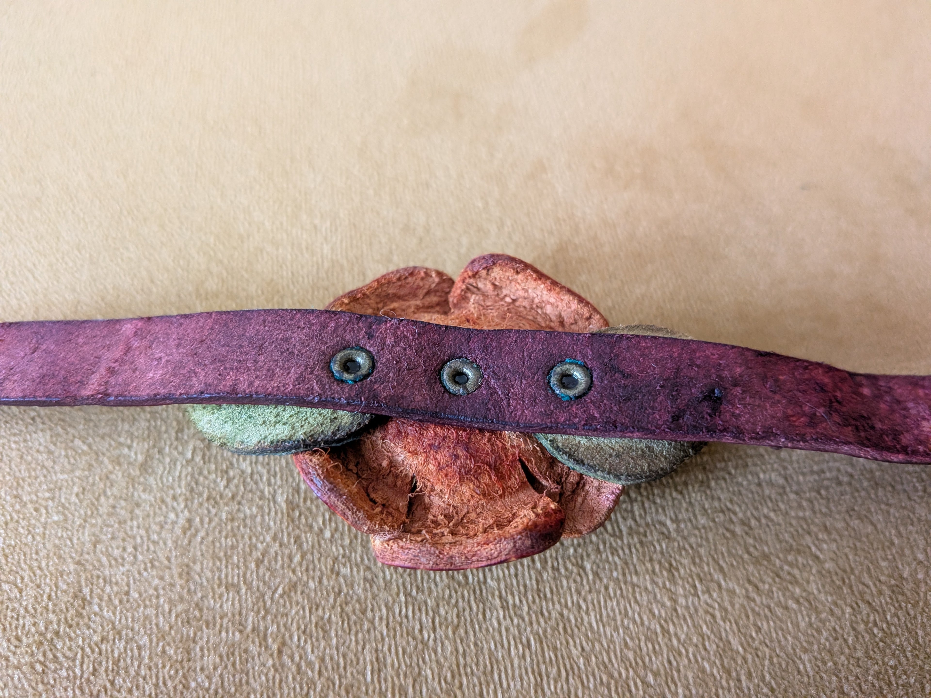 Pre-Owned Hand-Painted Leather Rose Bracelet
