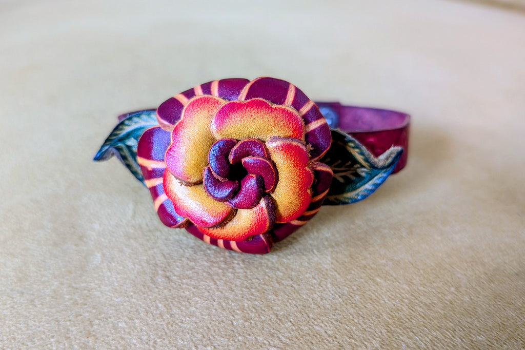 Pre-Owned Hand-Painted Leather Rose Bracelet